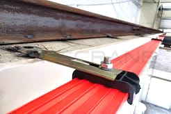 Underhung_overhead_crane_