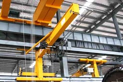 Wall_traveling_jib_crane_