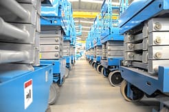 self_propped_scissor_lifter_