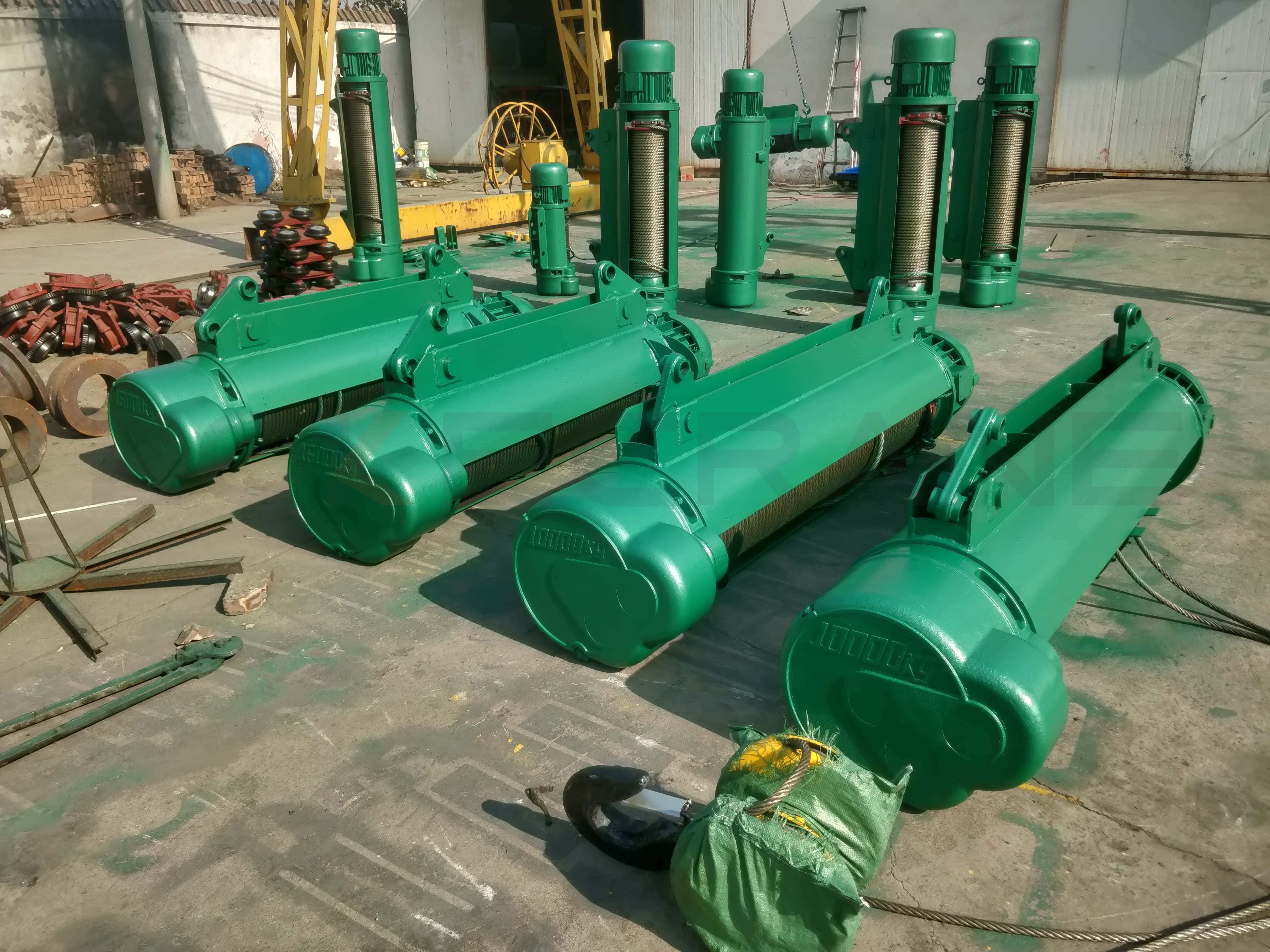 Wire rope hoist