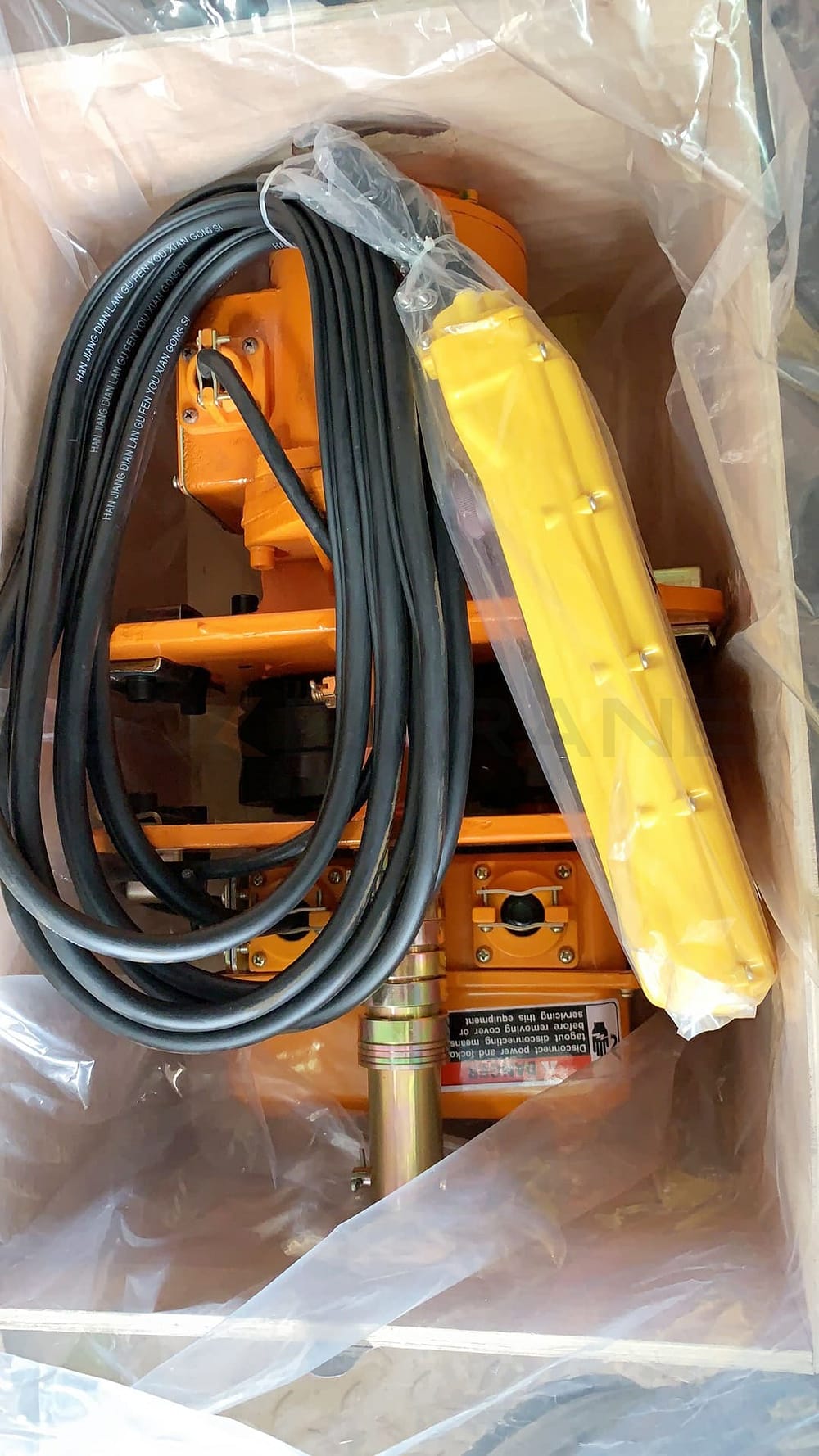 motorizovaný vozík elektrického kladkostroje