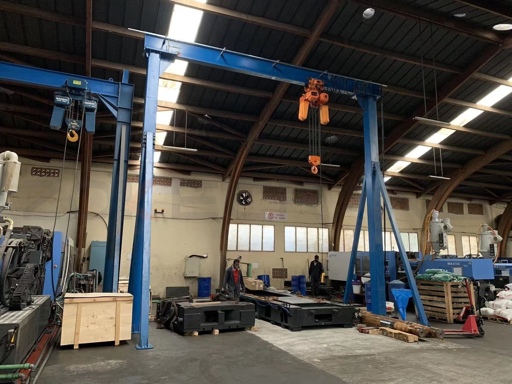 Fixed gantry crane
