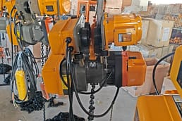 Otto paranchi elettrici a catena tipo EQ spediti in Arabia Saudita